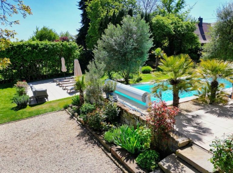 Villa Delange_Außenbereich_Pool_Pfalz (1)
